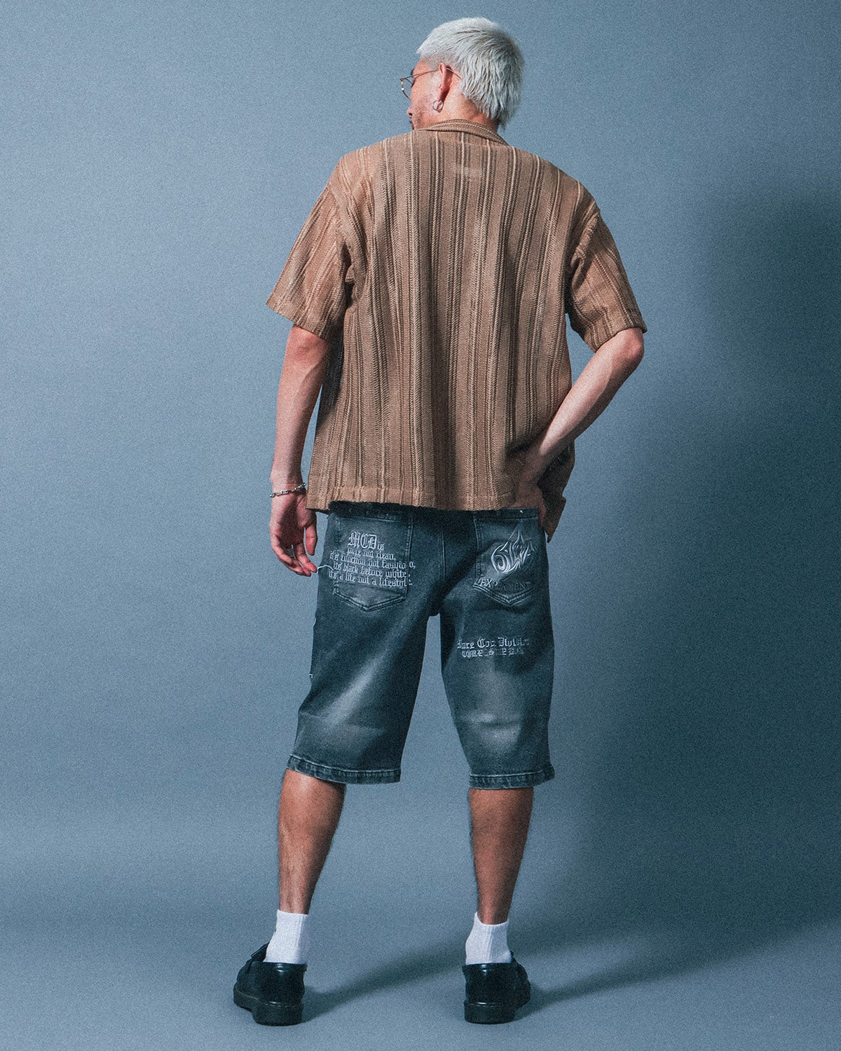 ブラック：183cm(Lサイズ着用)