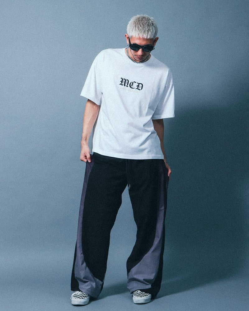 ブラック：183cm(Lサイズ着用)