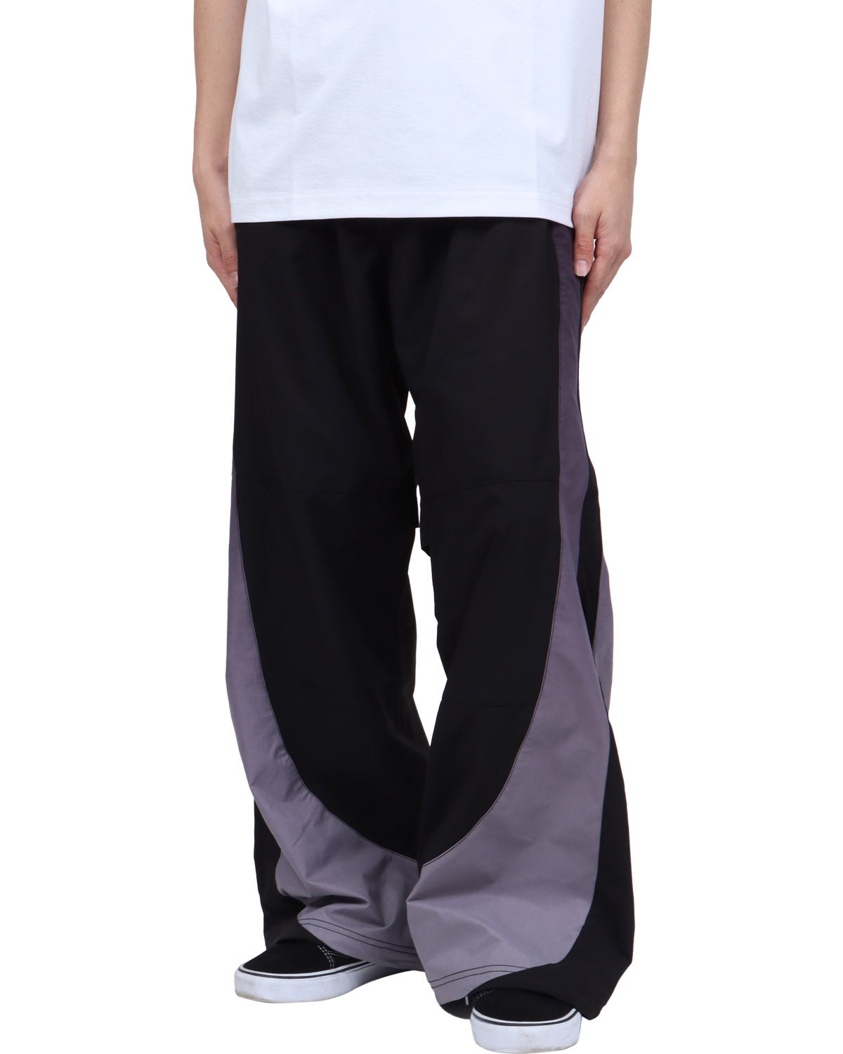 ブラック：173cm63kg(Lサイズ着用)