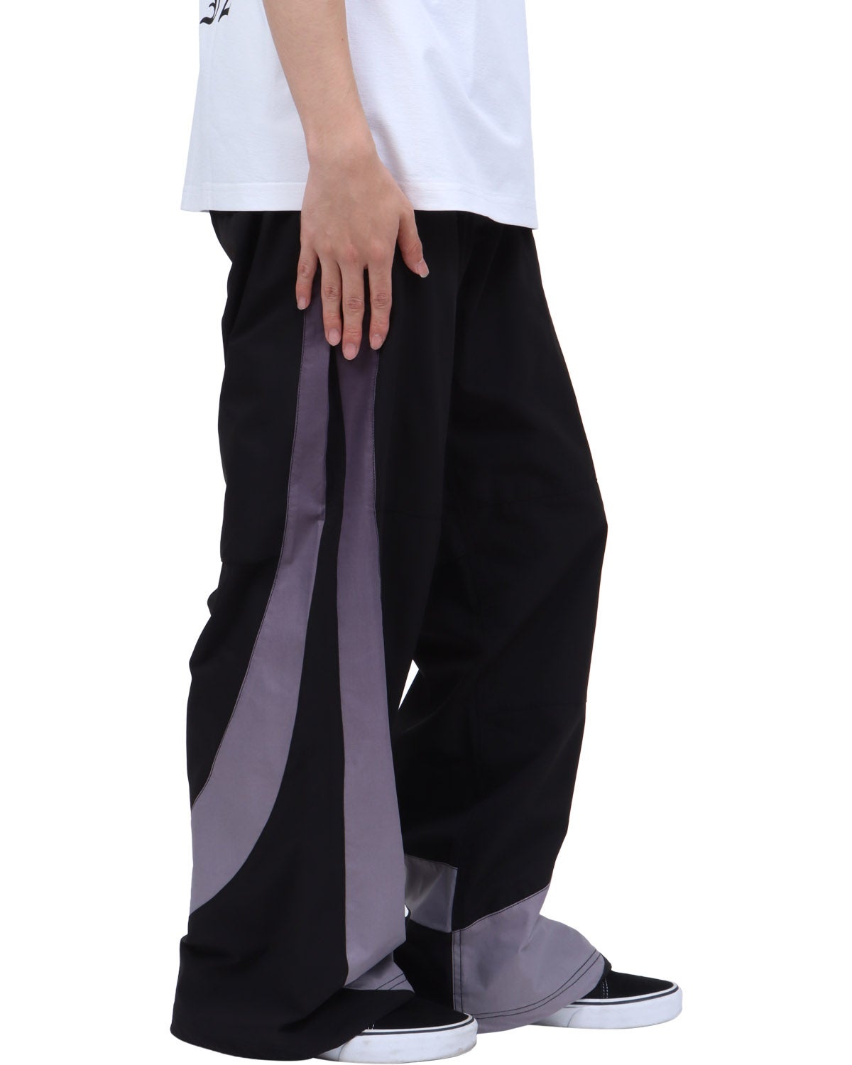 ブラック：173cm63kg(Lサイズ着用)