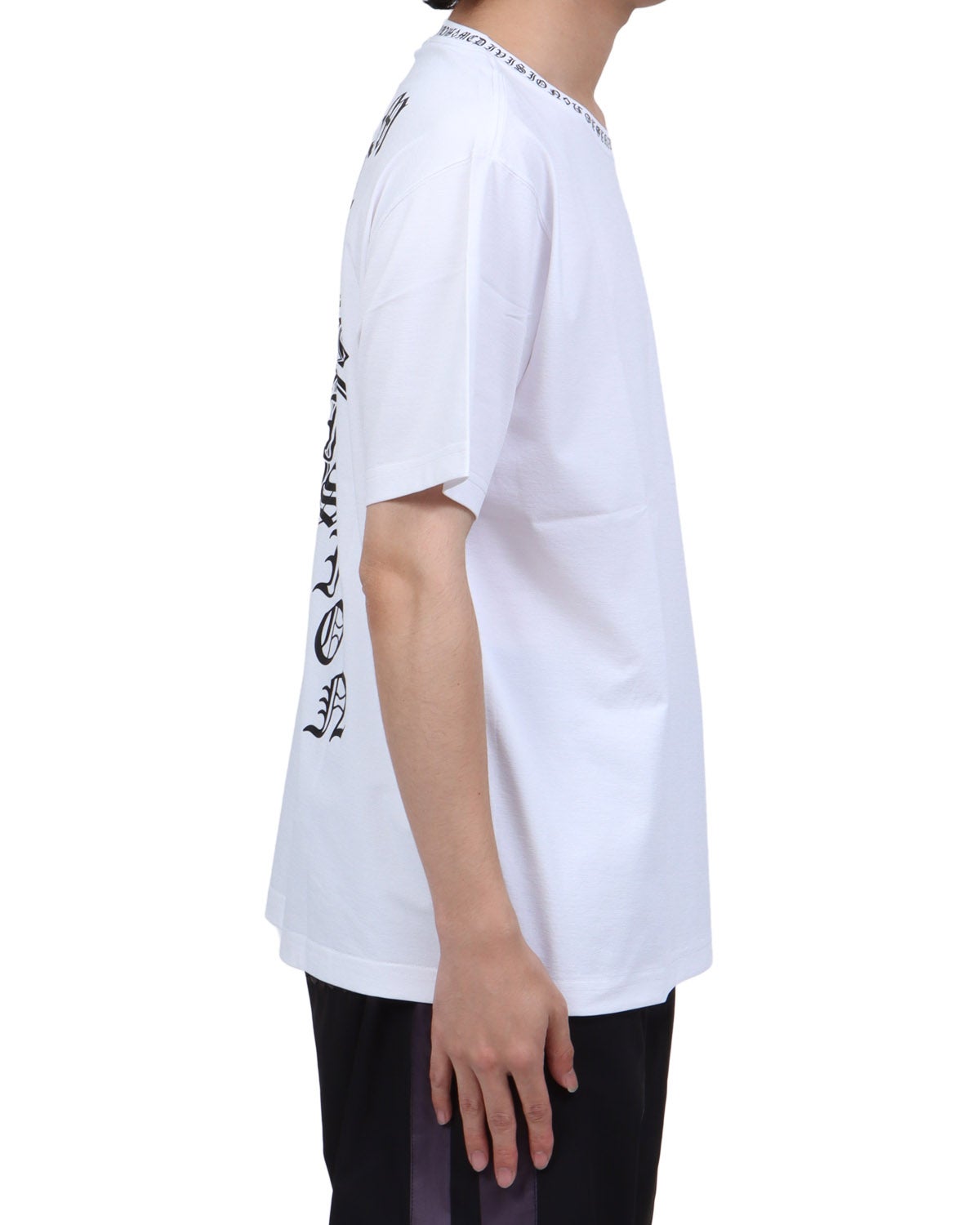 ホワイト：173cm63kg(Lサイズ着用)