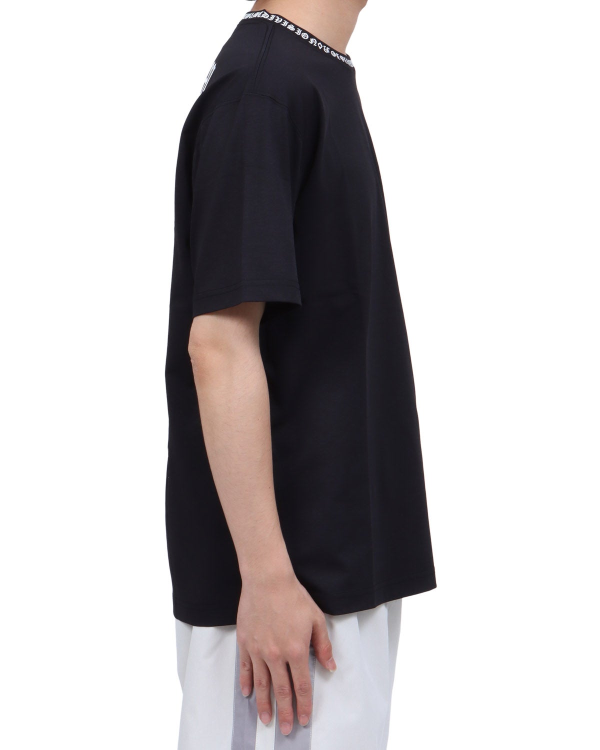 ブラック：173cm63kg(Lサイズ着用)