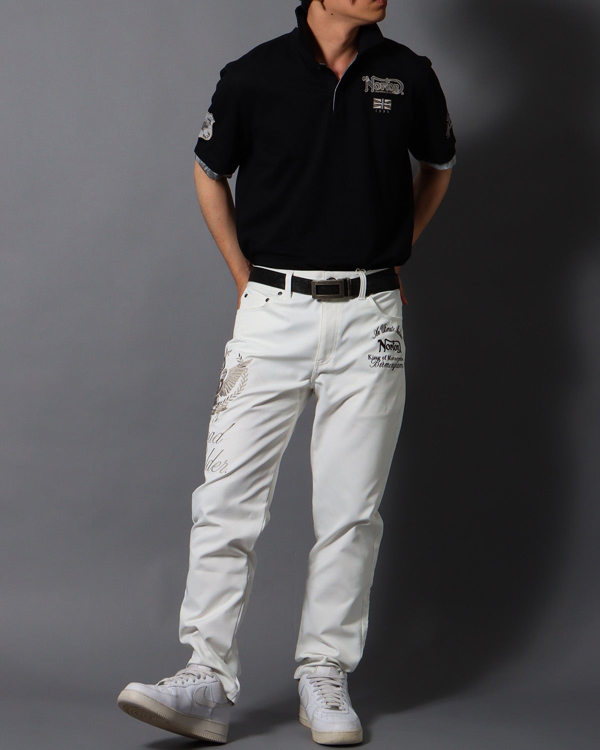 ブラック：178cm/75kg(Lサイズ着用)