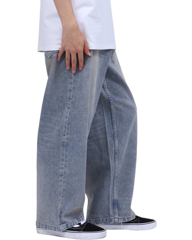 ブリーチ：173cm63kg(32inc着用)