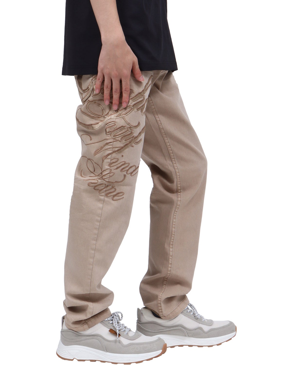 ベージュ：173cm63kg(Lサイズ着用)