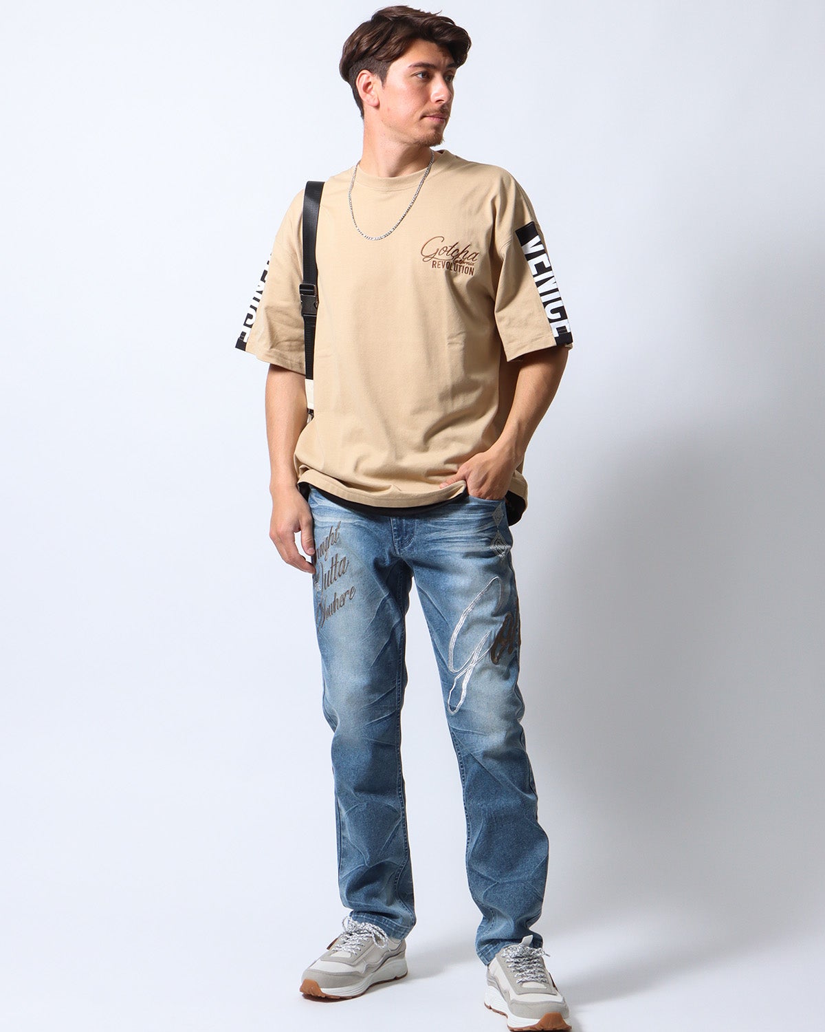 ブリーチ：180cm/70kg(Mサイズ着用)
