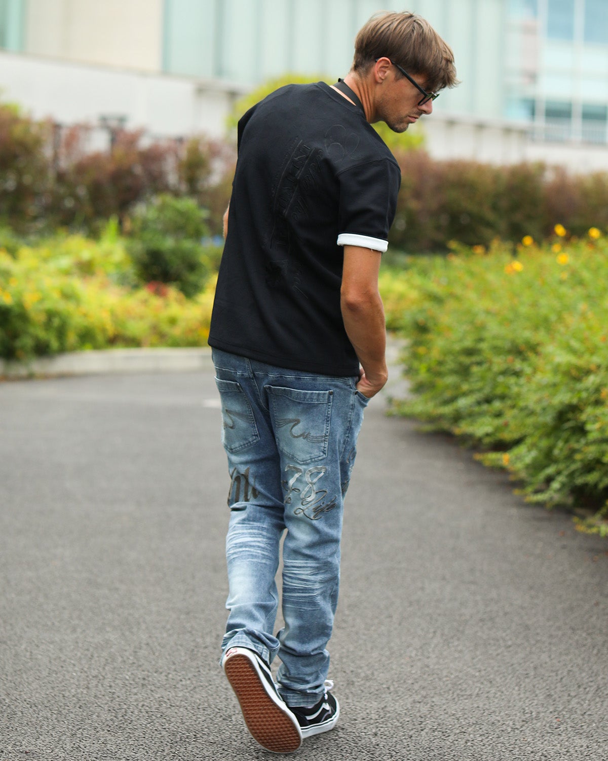 ブリーチ：183cm/70kg(Lサイズ着用)