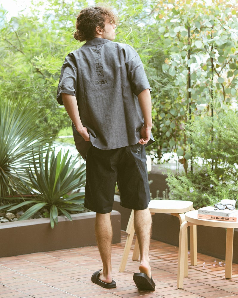 ブラック：175cm/66kg(XLサイズ着用)