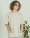 ベージュ：175cm/66kg(XLサイズ着用)