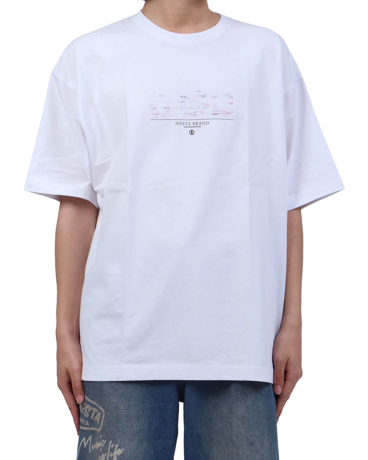 ホワイト：173cm63kg(Lサイズ着用)
