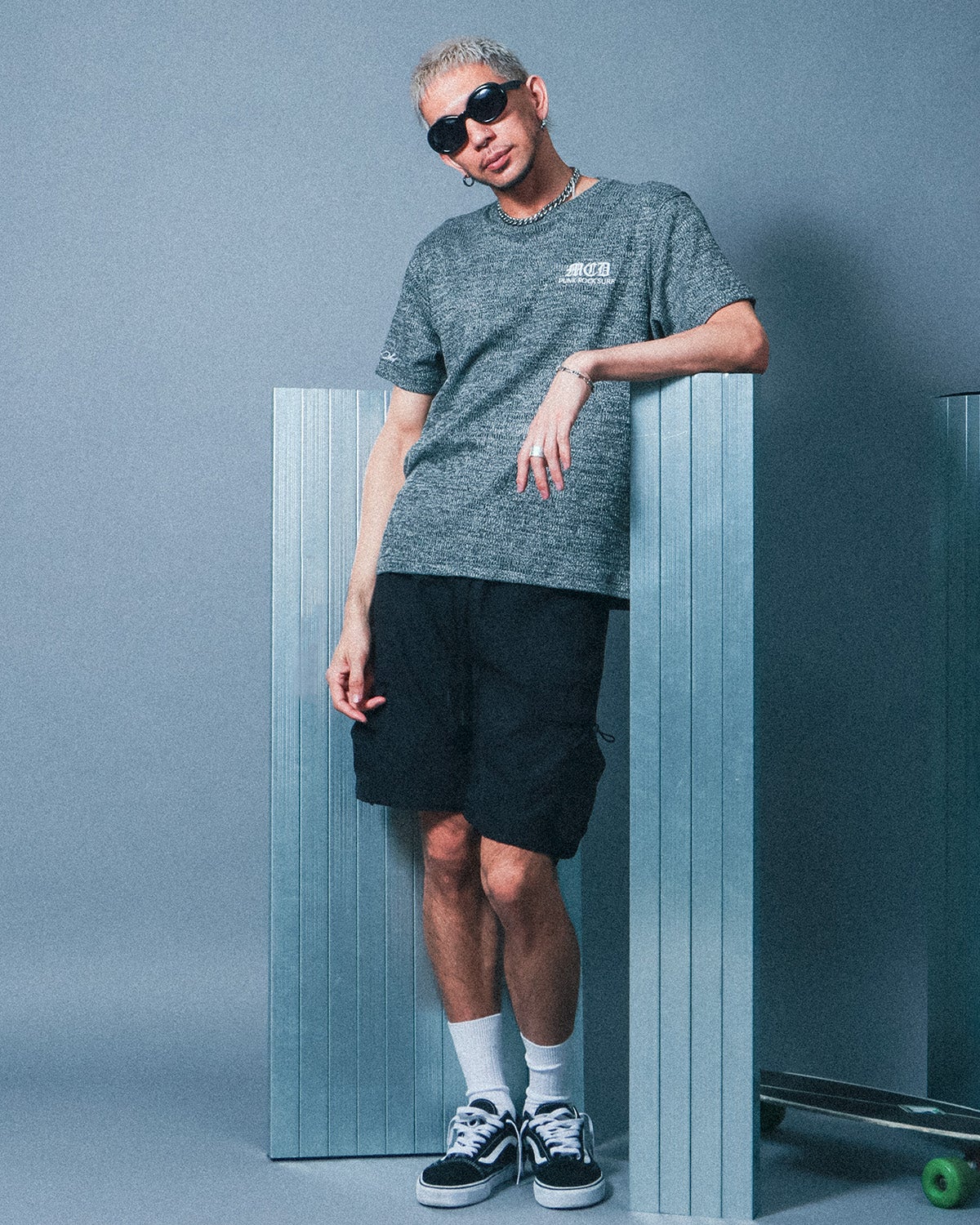 ブラック：183cm(XLサイズ着用)