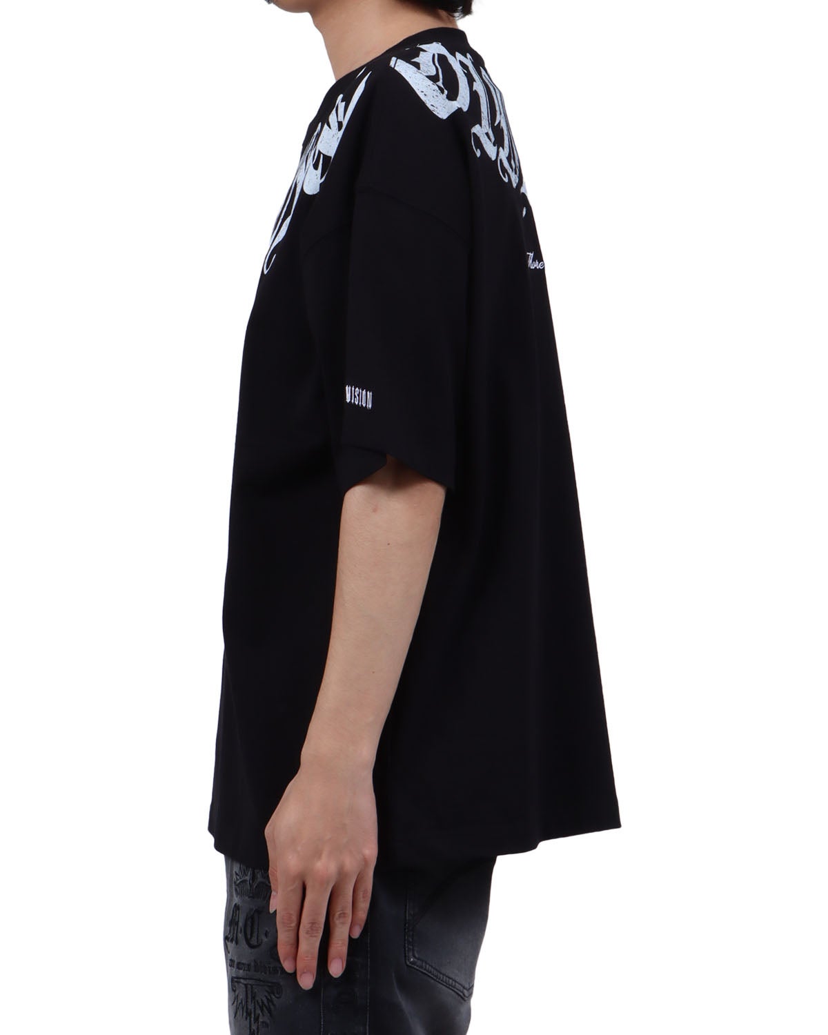 ブラック：173cm63kg(Lサイズ着用)