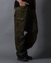 カーキ：178cm/75kg(Lサイズ着用)
