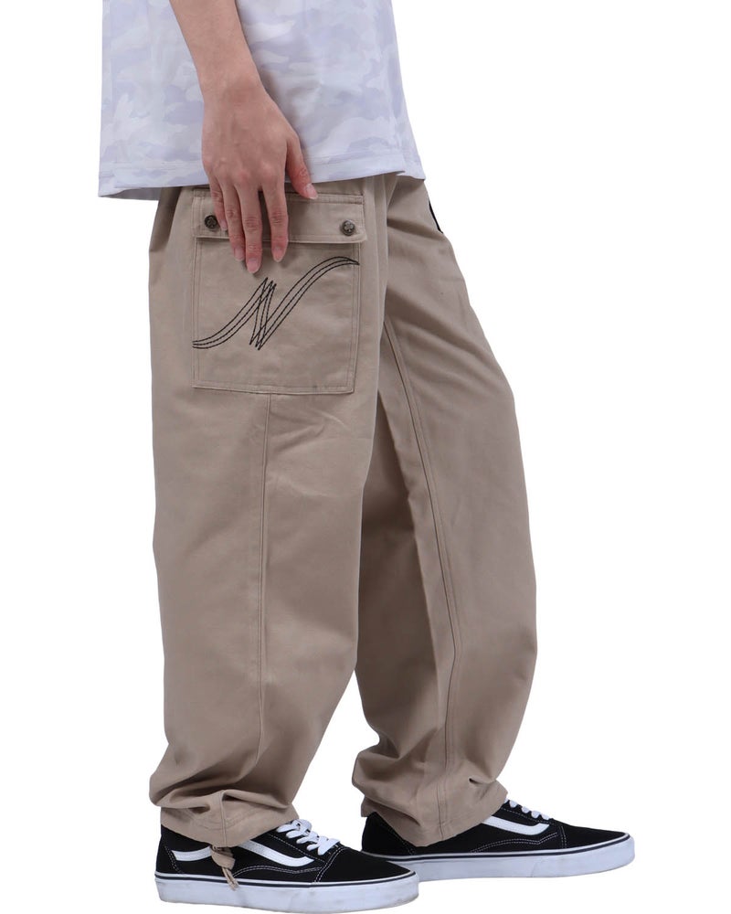 ベージュ：173cm63kg(Lサイズ着用)