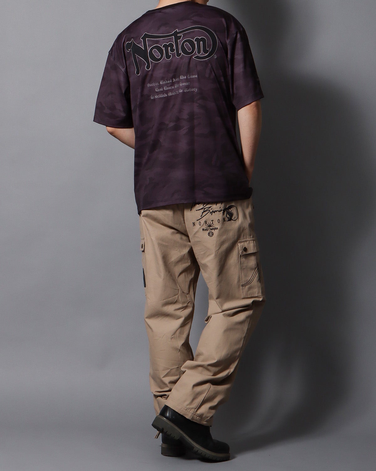 ブラック：178cm/75kg(Lサイズ着用)