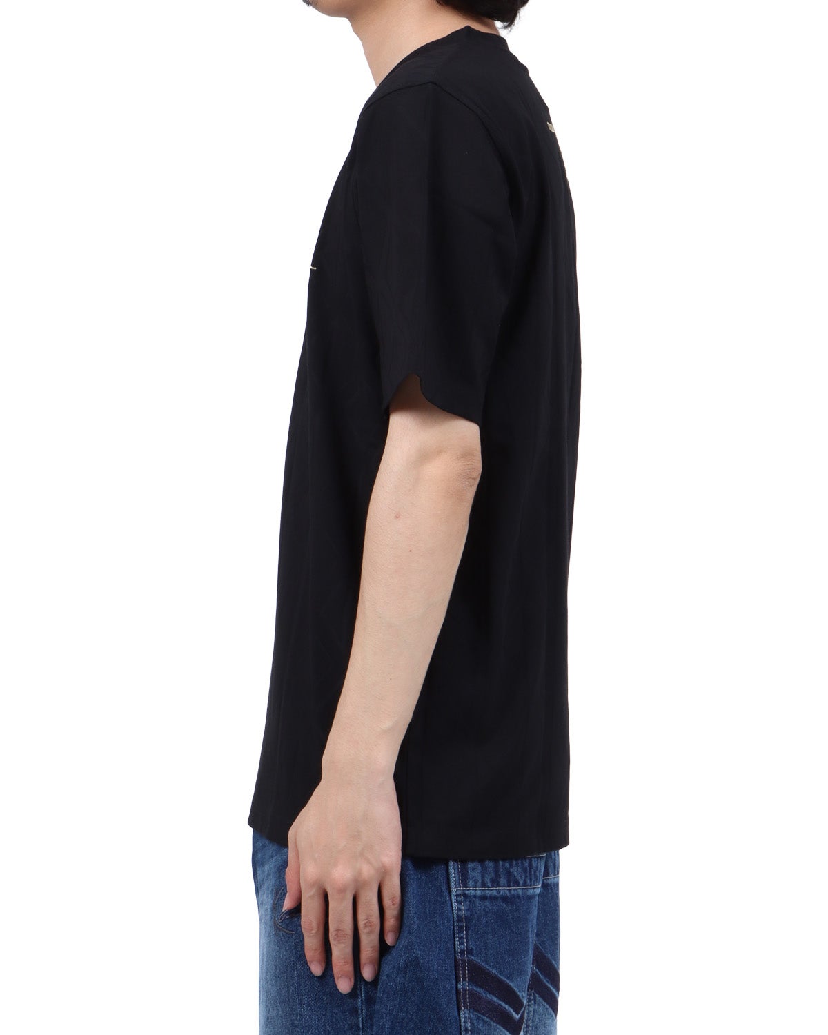 ブラック：173cm63kg(Lサイズ着用)