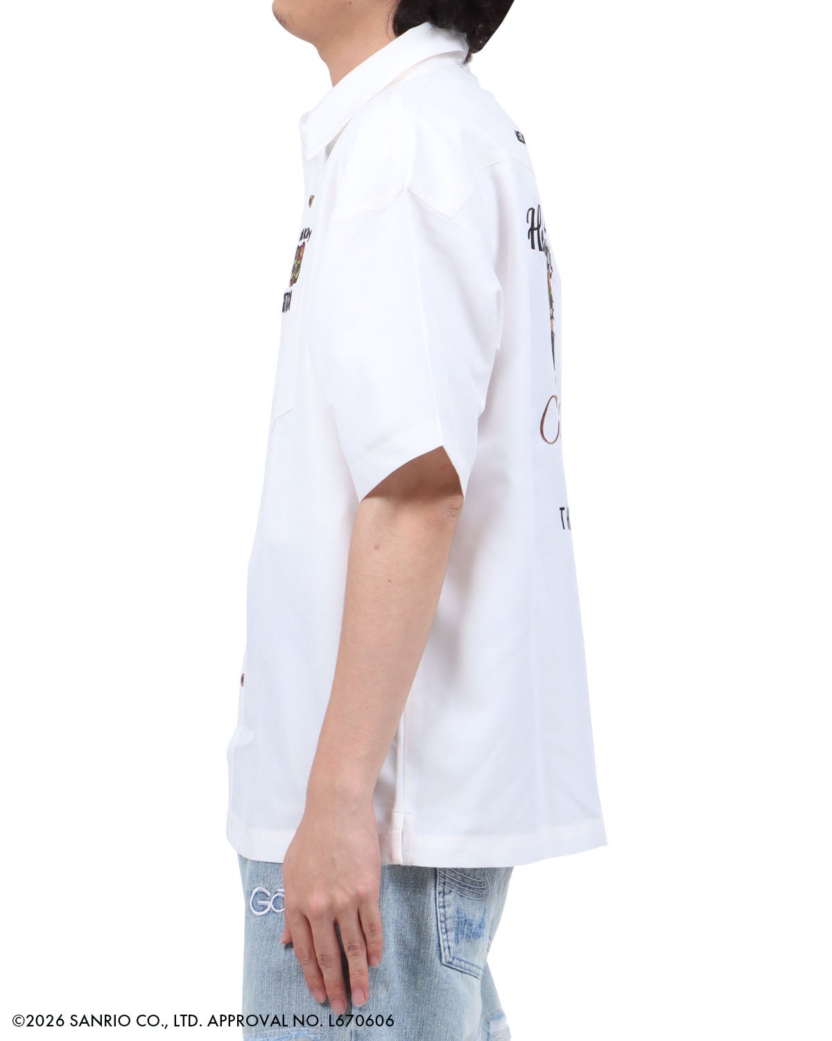 ホワイト：173cm63kg(Mサイズ着用)