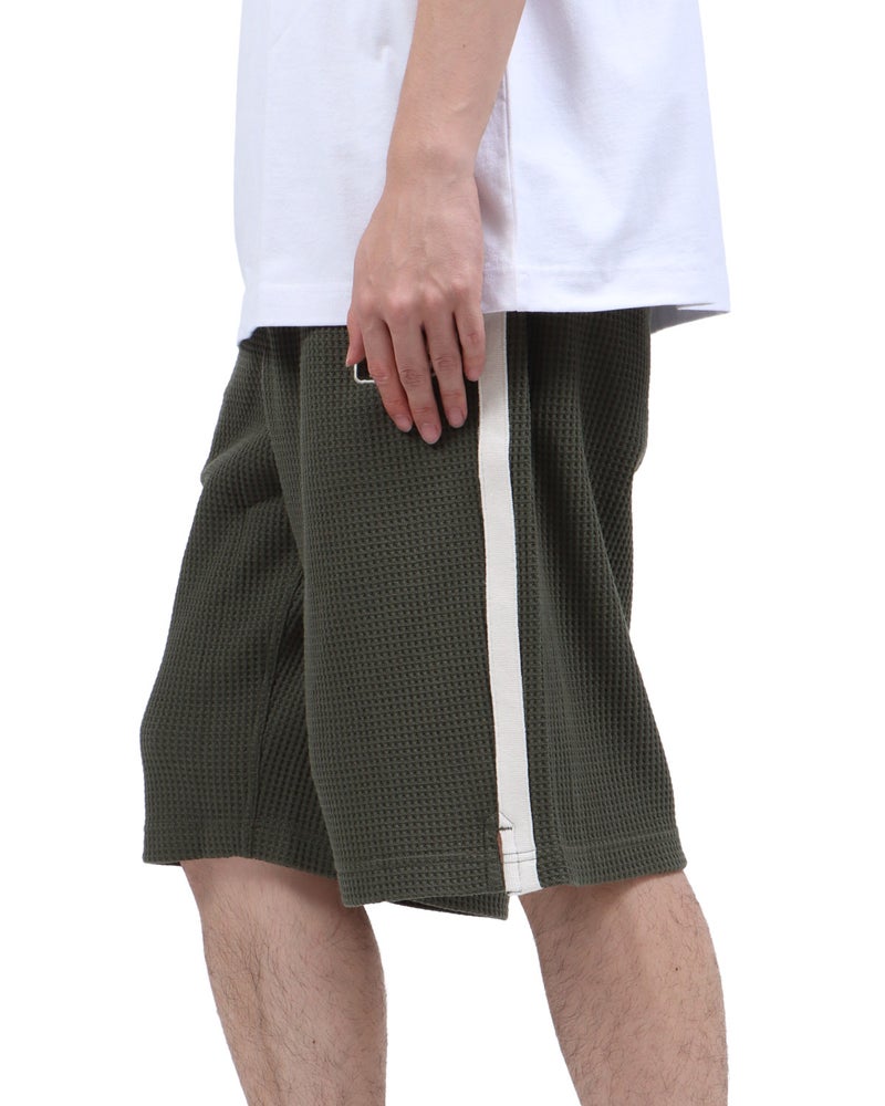 カーキ：173cm63kg(Lサイズ着用)