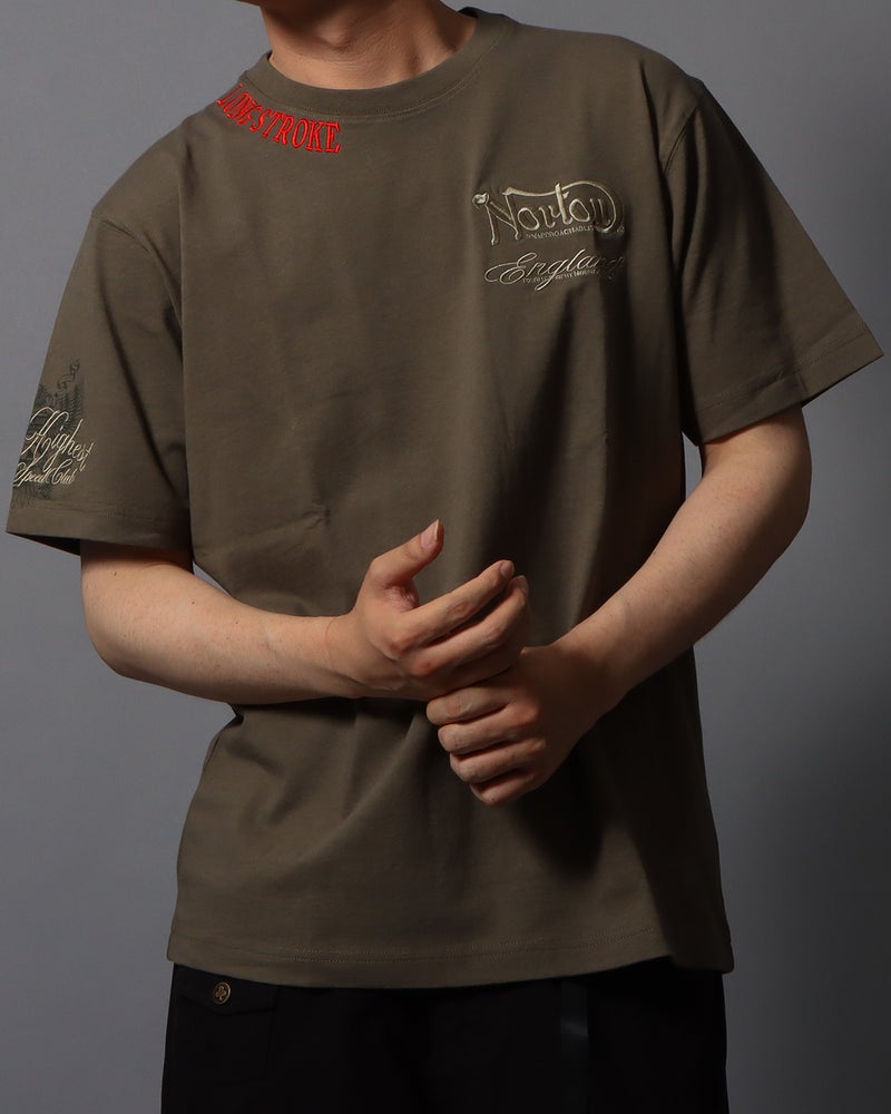 カーキ：178cm/75kg(Lサイズ着用)