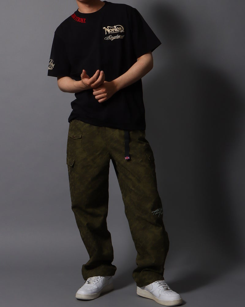 ブラック：178cm/75kg(Lサイズ着用)