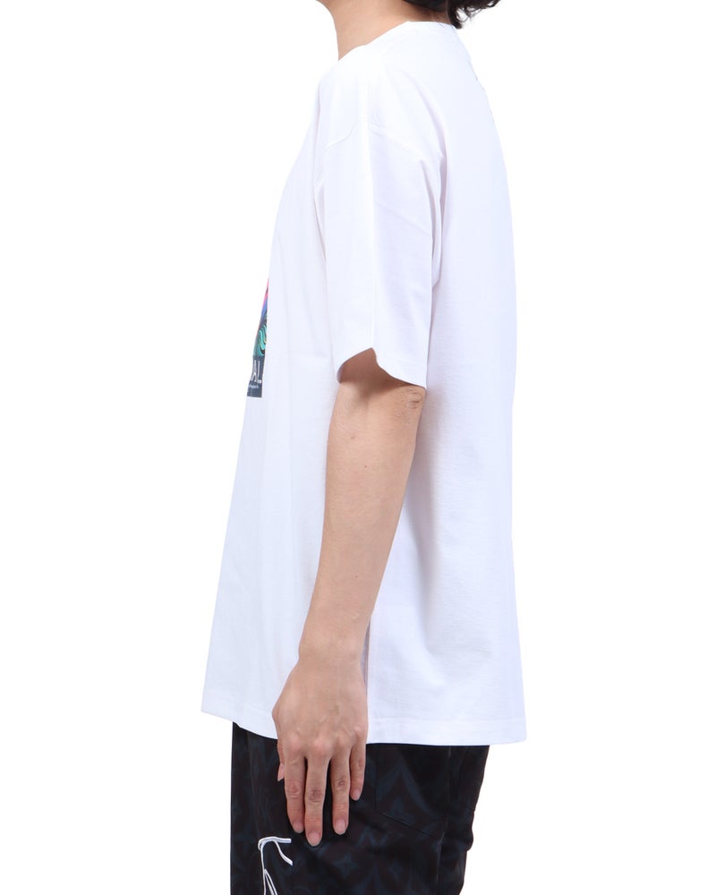 ホワイト：173cm63kg(Lサイズ着用)