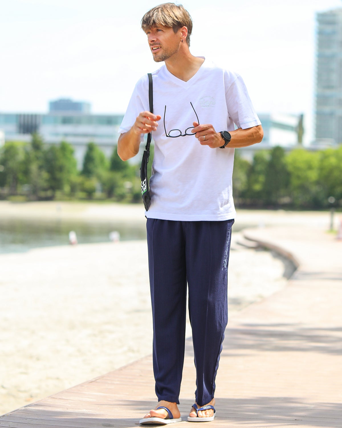 ネイビー：183cm/70kg(Lサイズ着用)