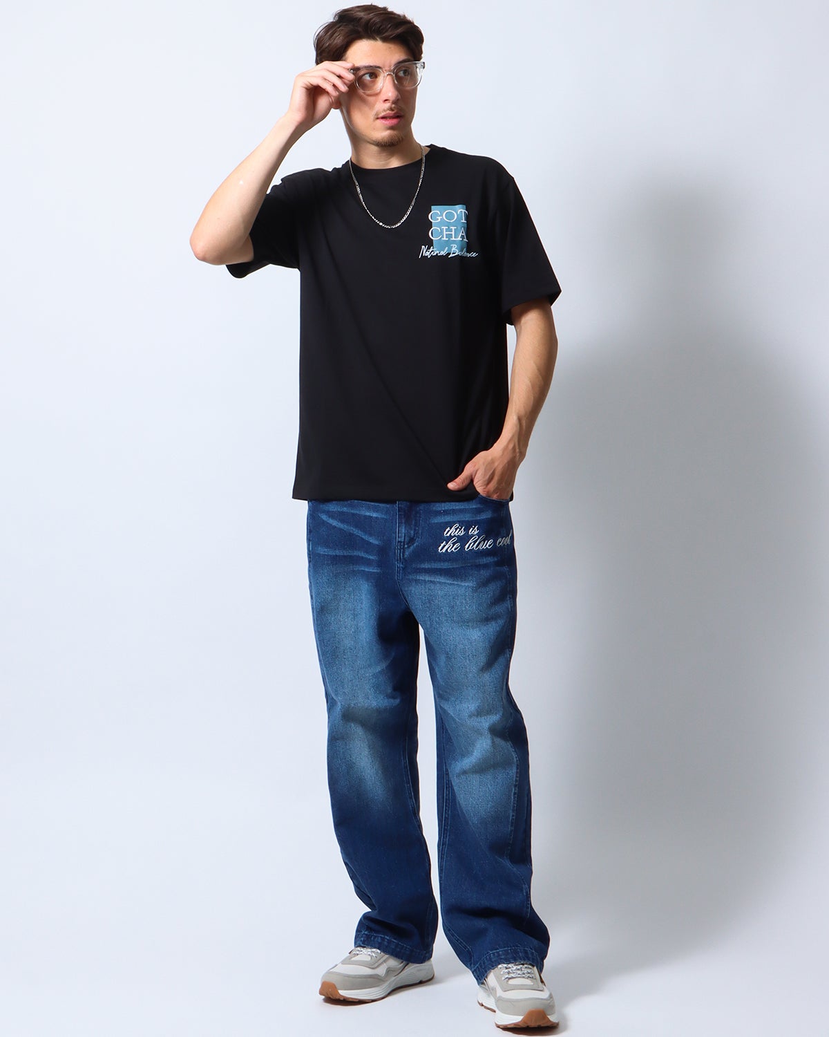 ブラック：180cm/70kg(Lサイズ着用)