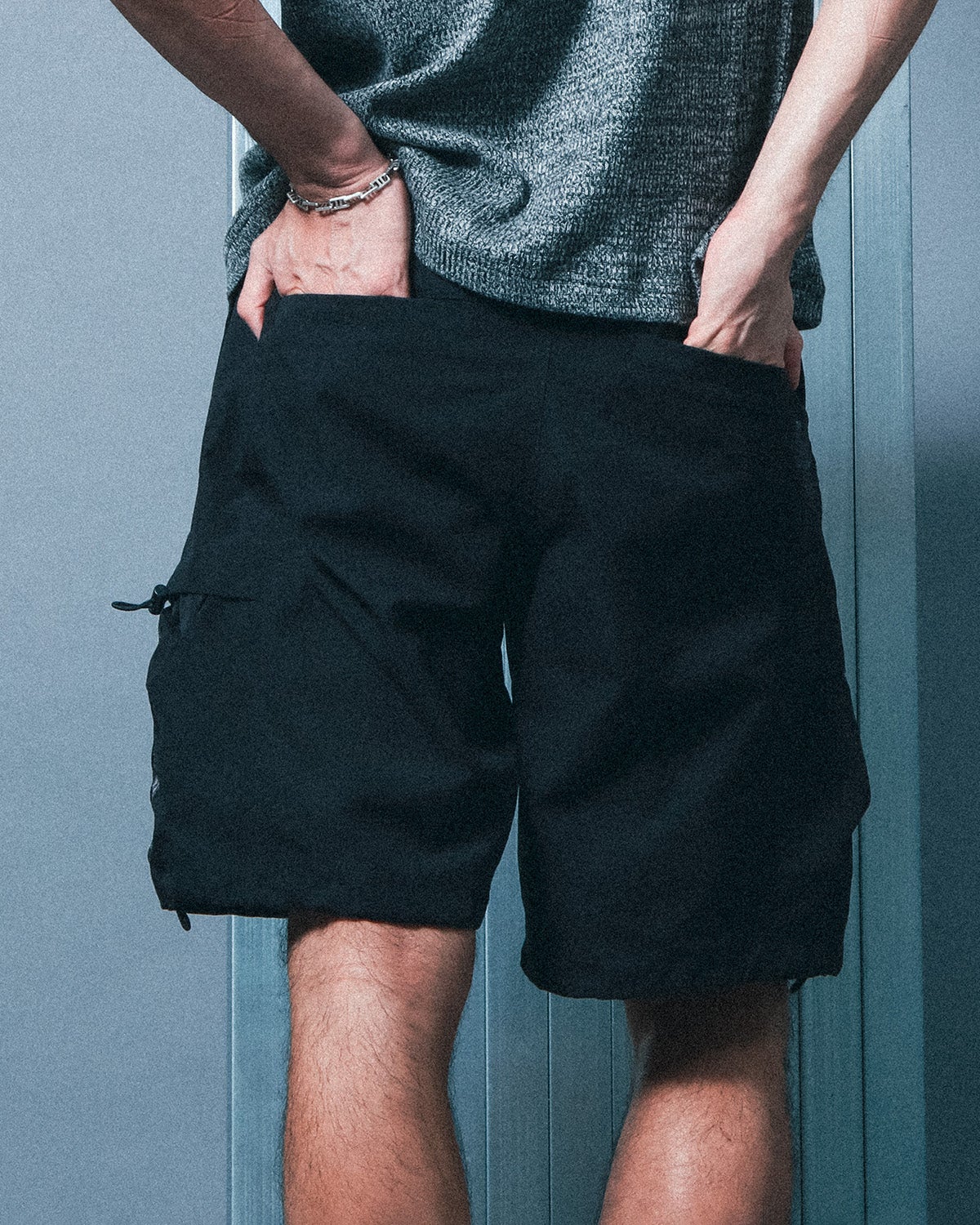 ブラック：183cm(Lサイズ着用)