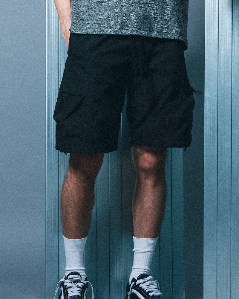 ブラック：183cm(Lサイズ着用)