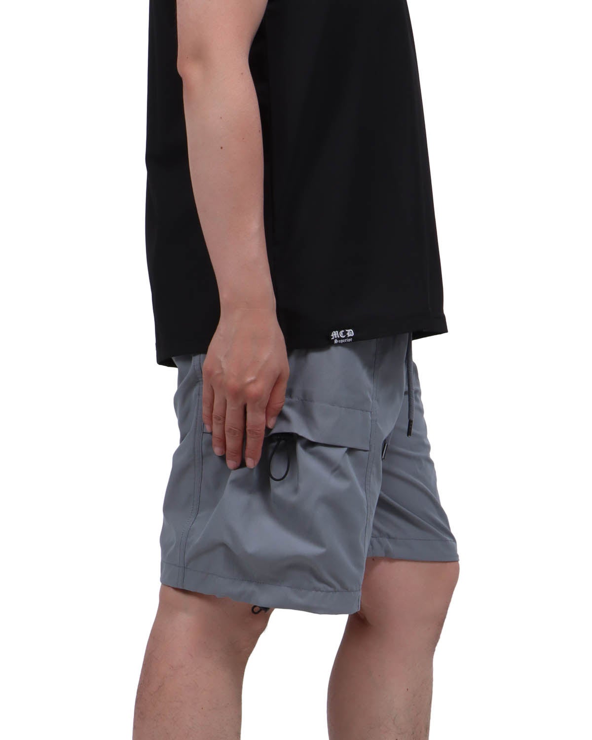 グレー：174cm62kg(Lサイズ着用)