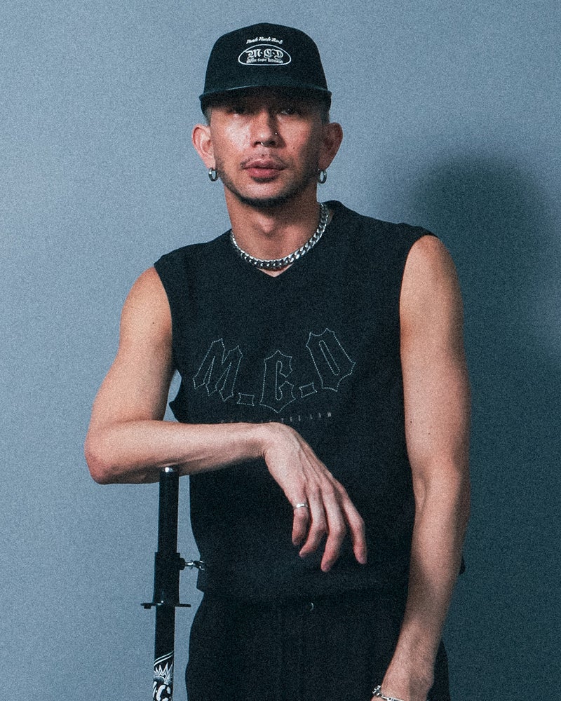 ブラック：183cm(Lサイズ着用)