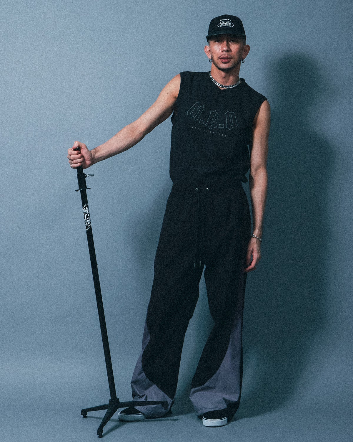 ブラック：183cm(Lサイズ着用)