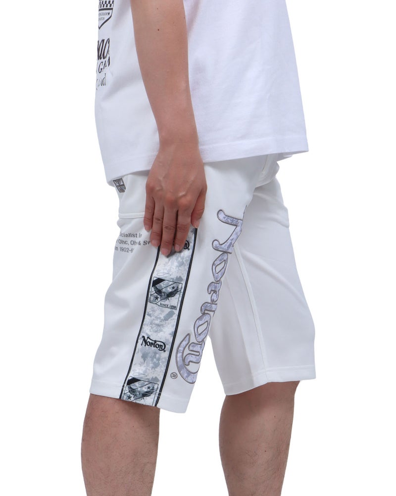 ホワイト：174cm62kg(Mサイズ着用)