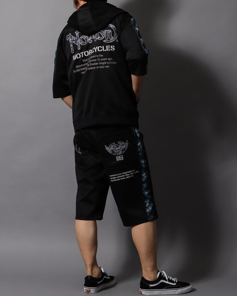 ブラック：178cm/75kg(Lサイズ着用）