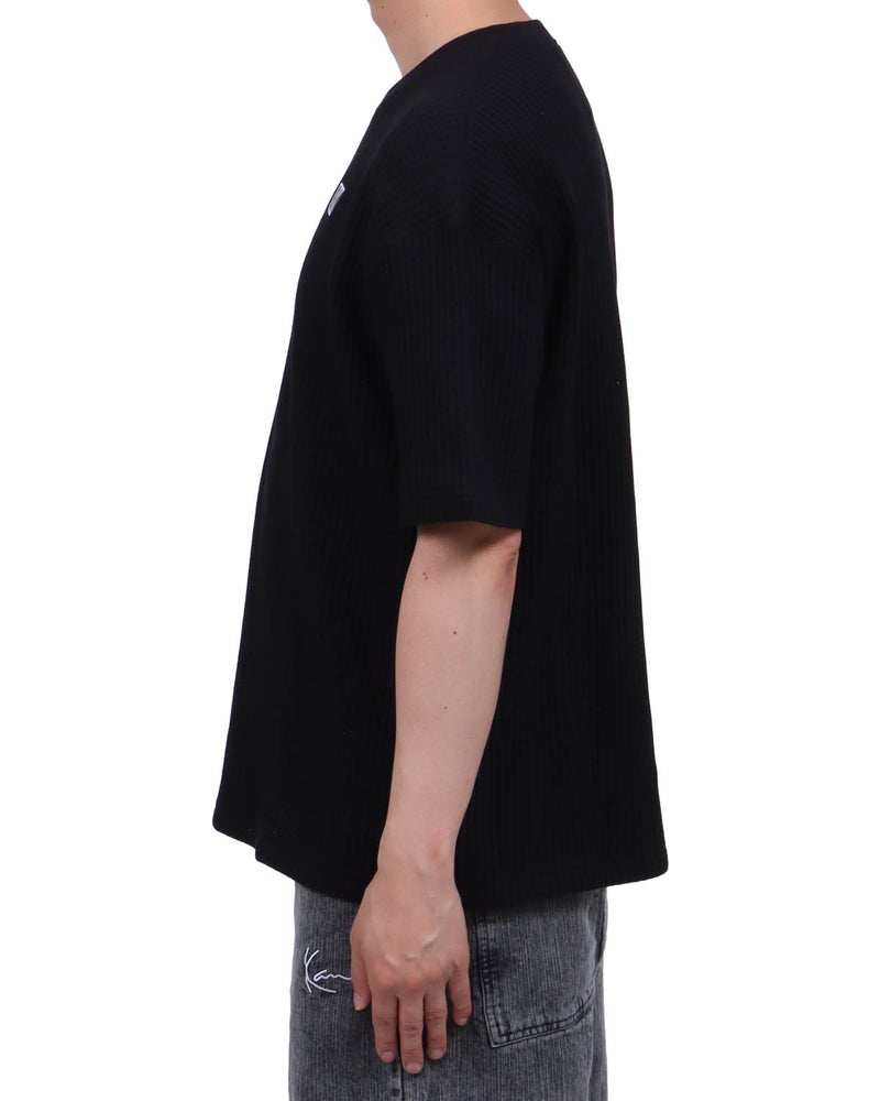 ブラック：174cm62kg(Lサイズ着用)