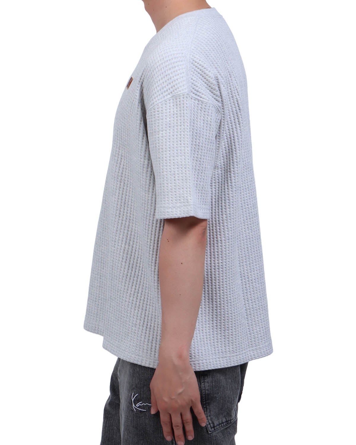 シロモク：174cm62kg(Lサイズ着用)