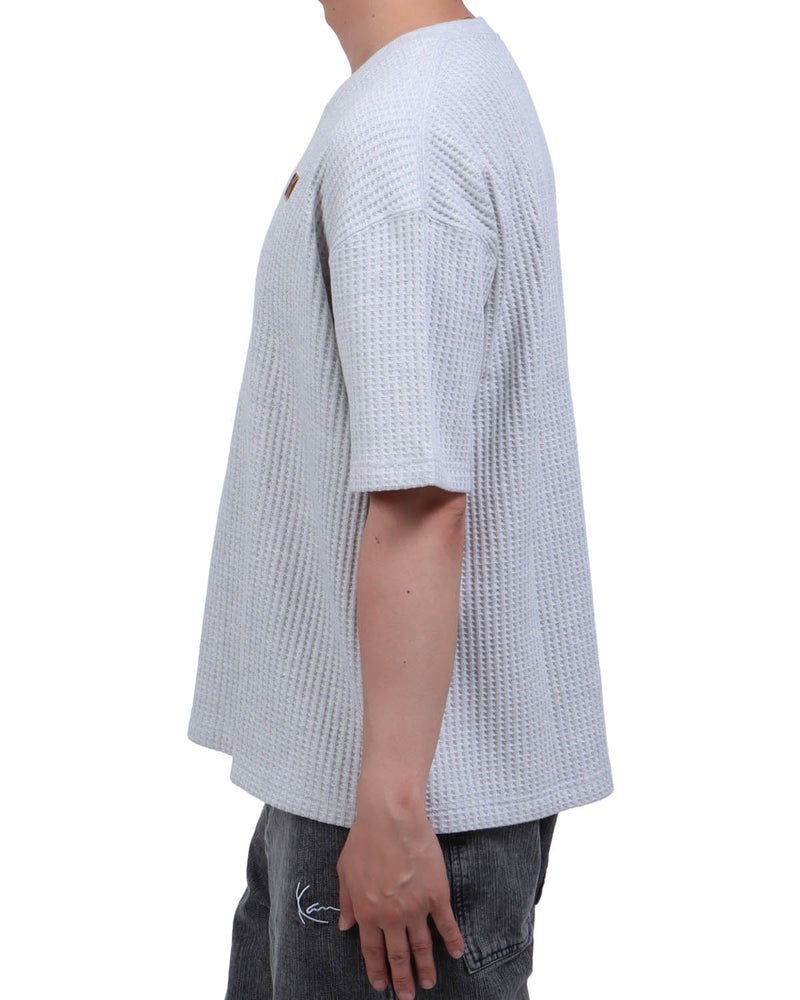 シロモク：174cm62kg(Lサイズ着用)