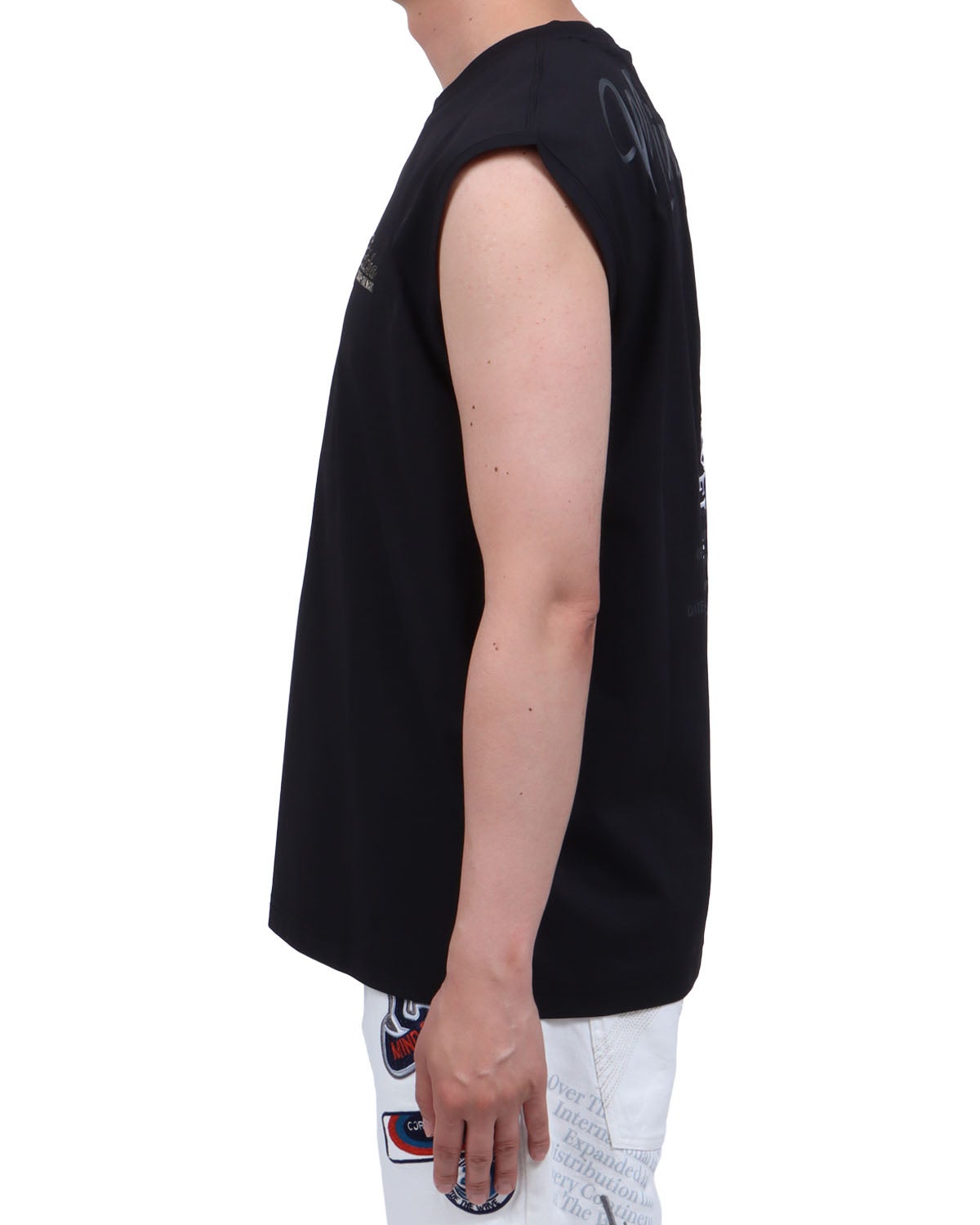 ブラック：174cm62kg(Lサイズ着用)