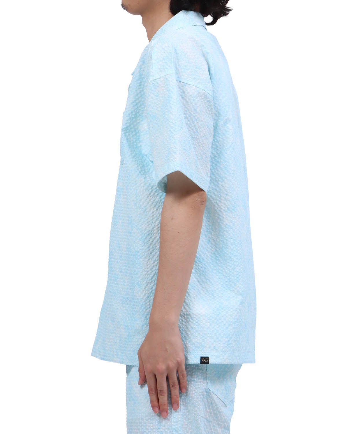 ライトブルー：173cm63kg(Lサイズ着用)