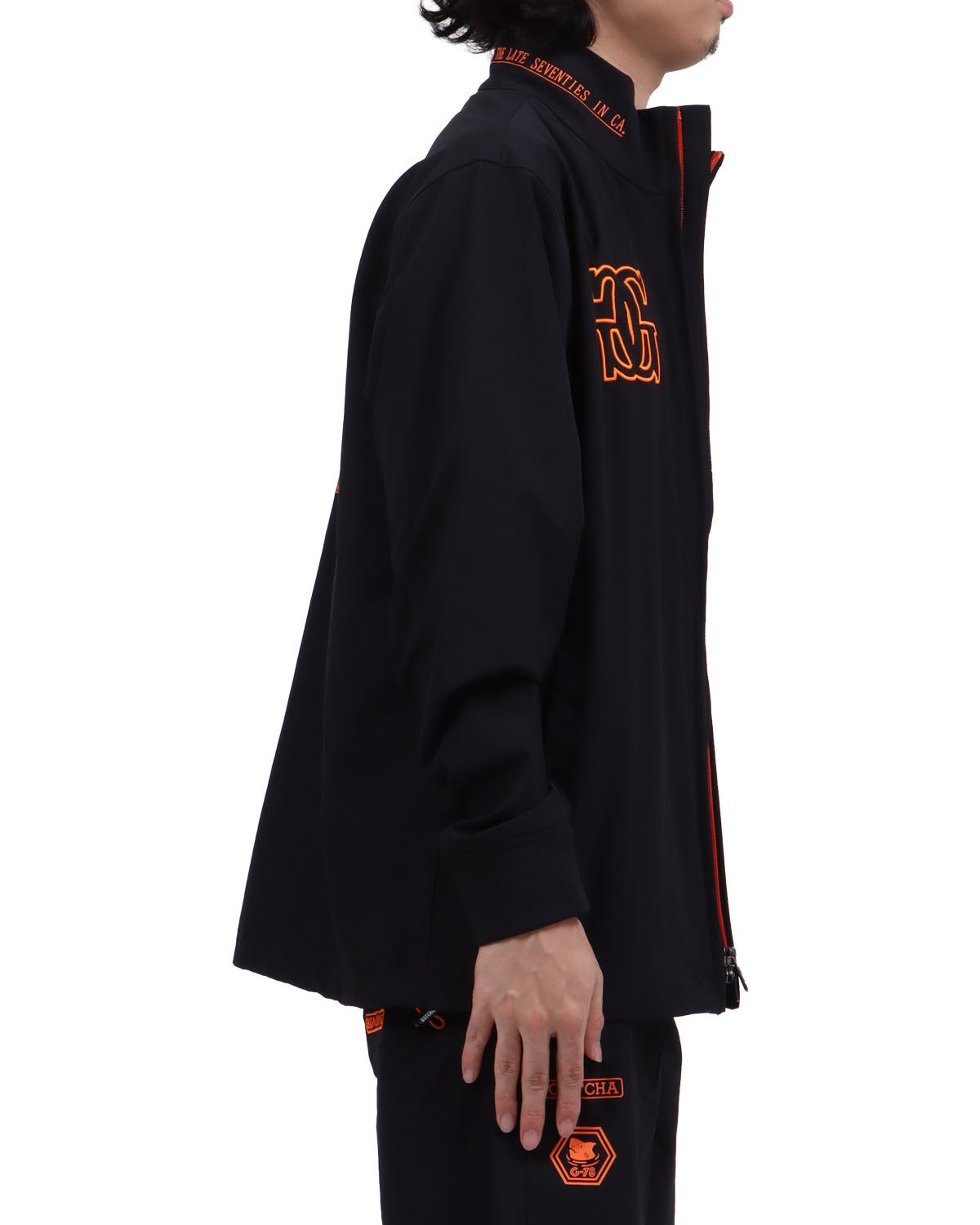 ブラック：173cm63kg(Lサイズ着用)