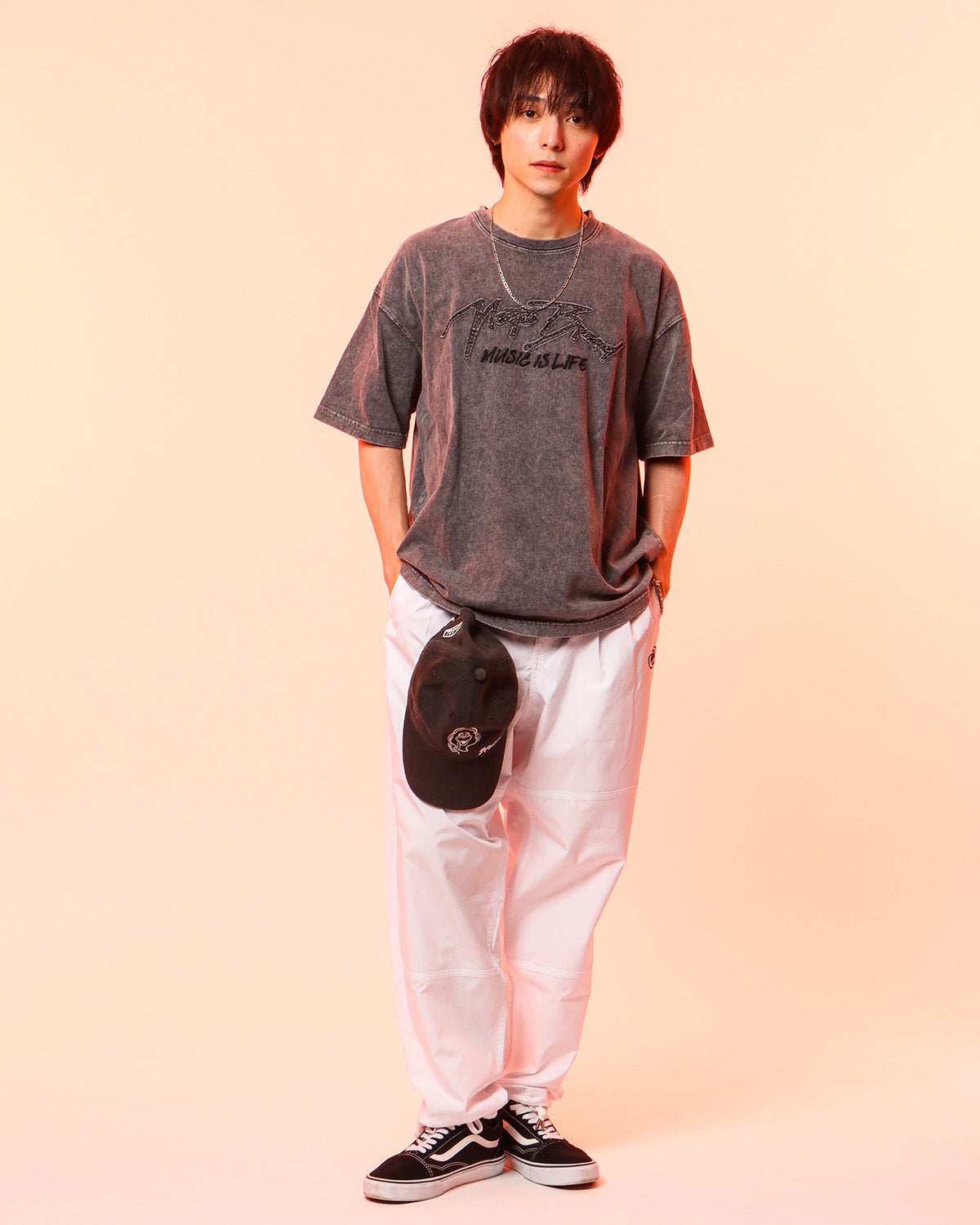 ブラック：175cm(Lサイズ着用)