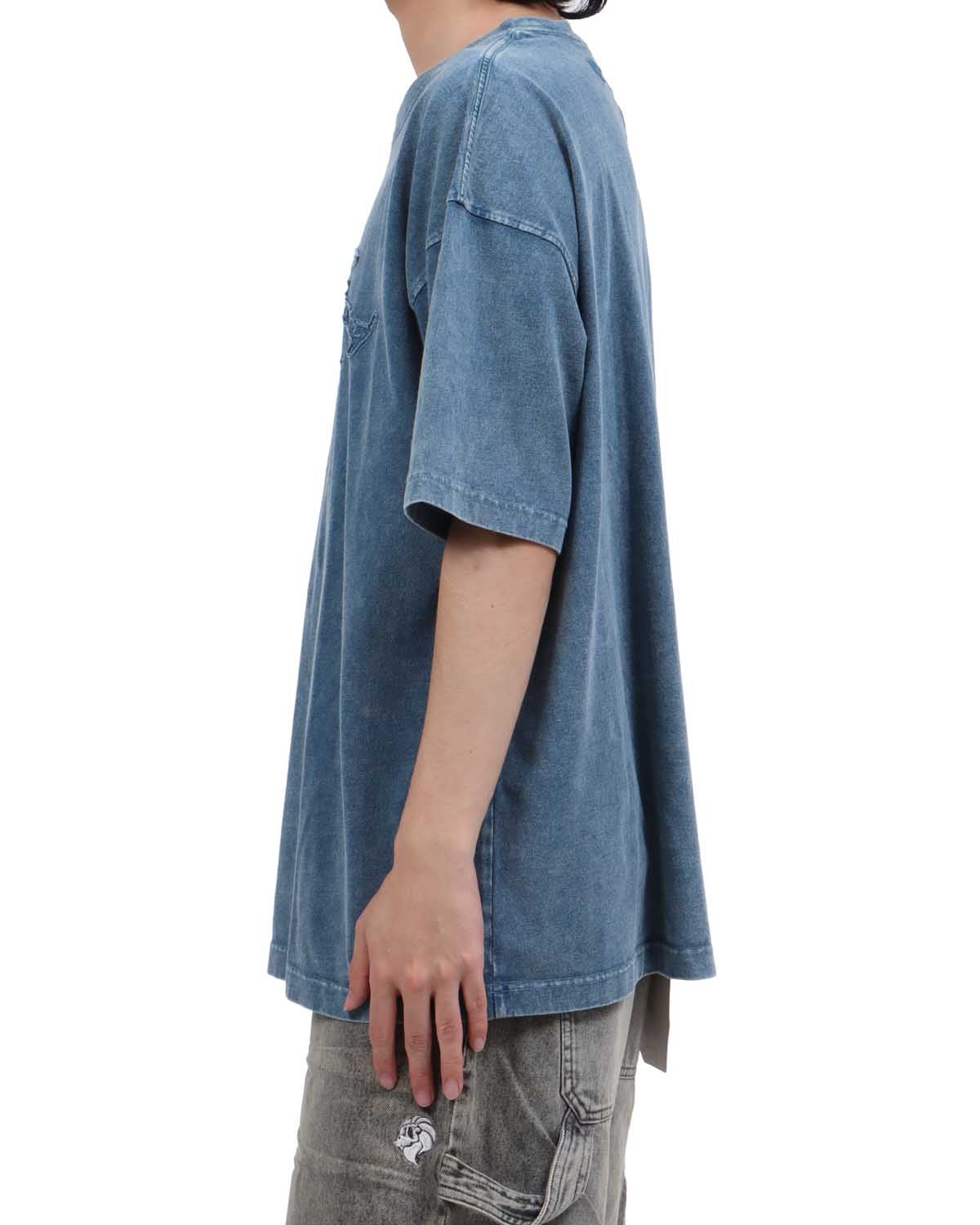 ブルー：173cm63kg(Lサイズ着用)