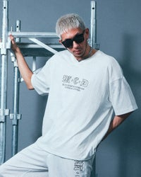 ホワイト：183cm(Lサイズ着用)