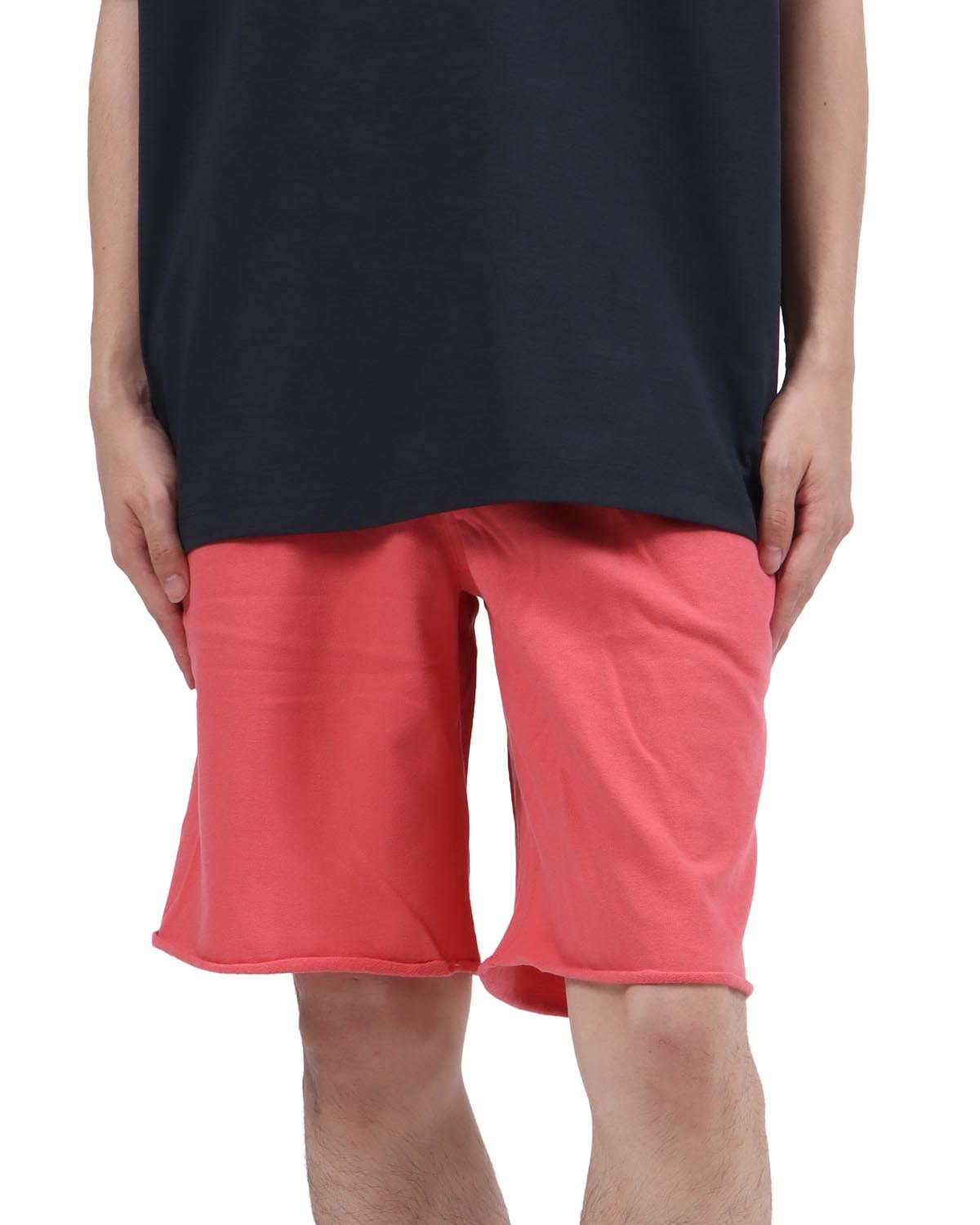 ピンク：173cm63kg(Mサイズ着用)