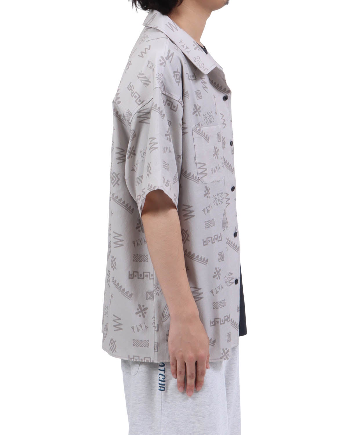 キナリ：173cm63kg(Lサイズ着用)
