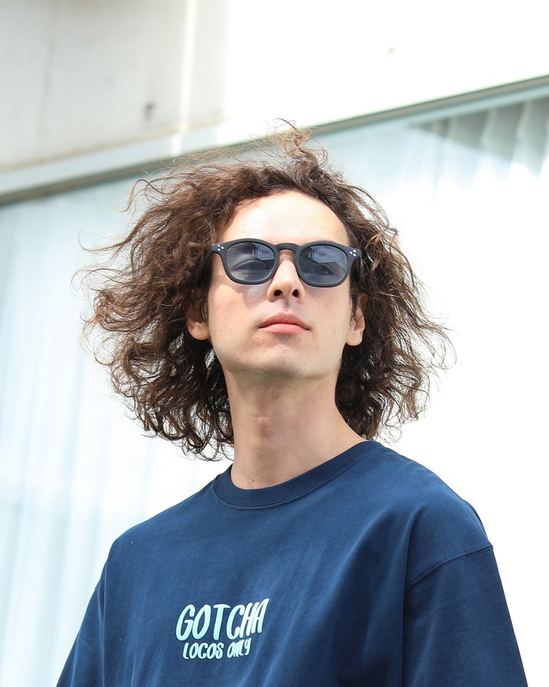 ネイビー