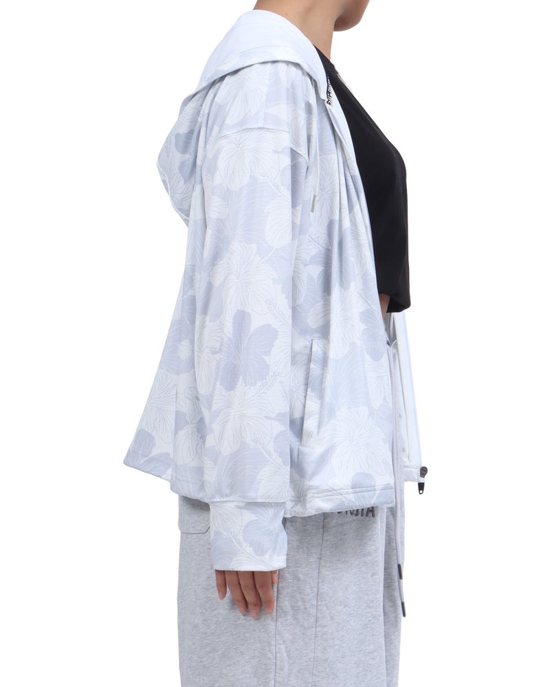 ホワイト：167cm(Lサイズ着用)