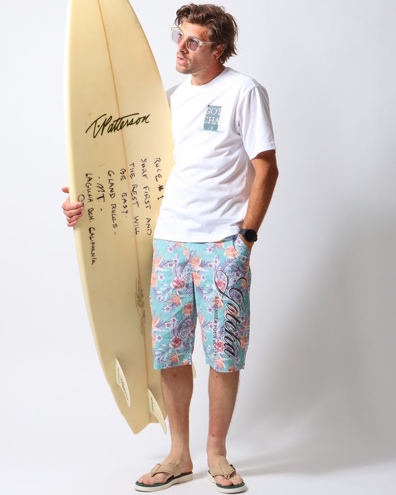 グリーングレー：183cm/70kg(Lサイズ着用)