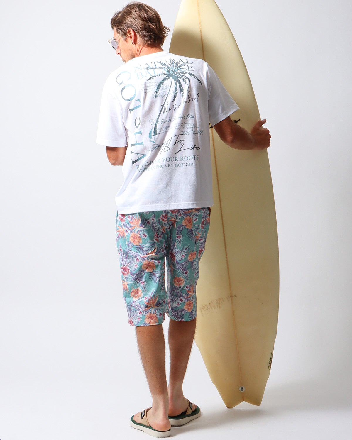 グリーングレー：183cm/70kg(Lサイズ着用)