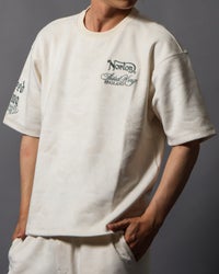 オフホワイト：178cm/75kg(Lサイズ着用)